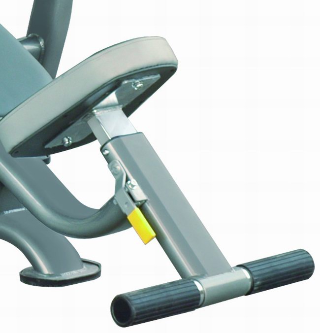 IMPULSE Incline press bench - benchpress hlavou nahoru