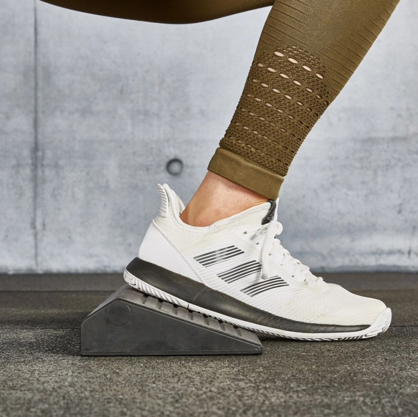 pomůcky pro dřepování