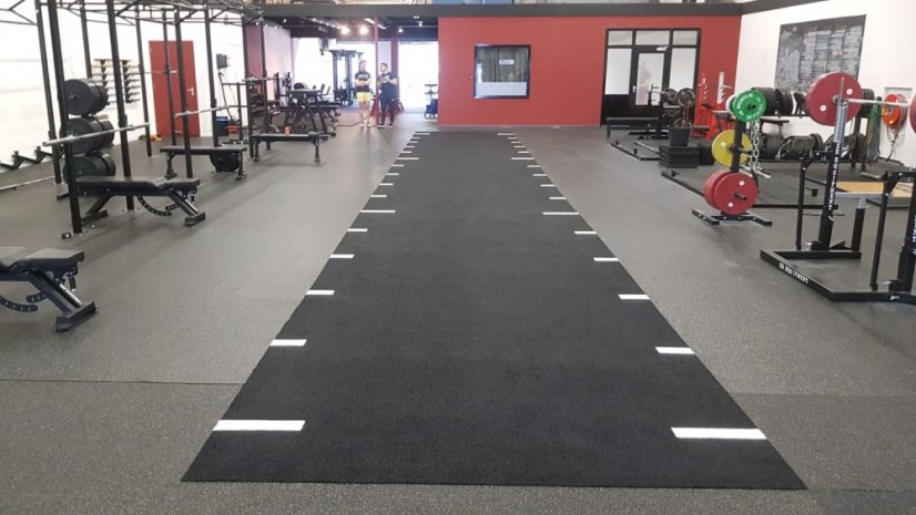 Sprint Track; Heavy Start & Finish, značky po 1bm, tl. 13 mm, světle šedá, 1 m²