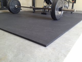 SPORTEC; Weight machine mat 1,5x2 m black, 6 mm thick