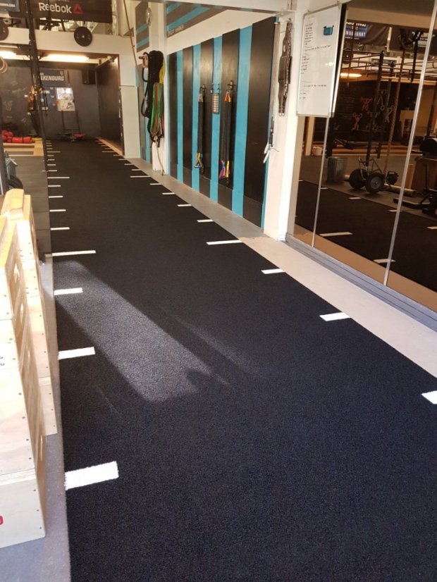 Sprint Track; Heavy Start & Finish, značky po 1bm, tl. 13 mm, žlutá, 1 m²