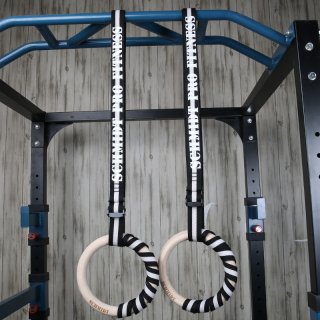 IRONLIFE gymnastické kruhy SCHMIDT Gym Wood Ring - Set (dřevo), červený popruh