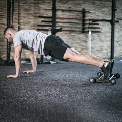 Posilování hamstringů