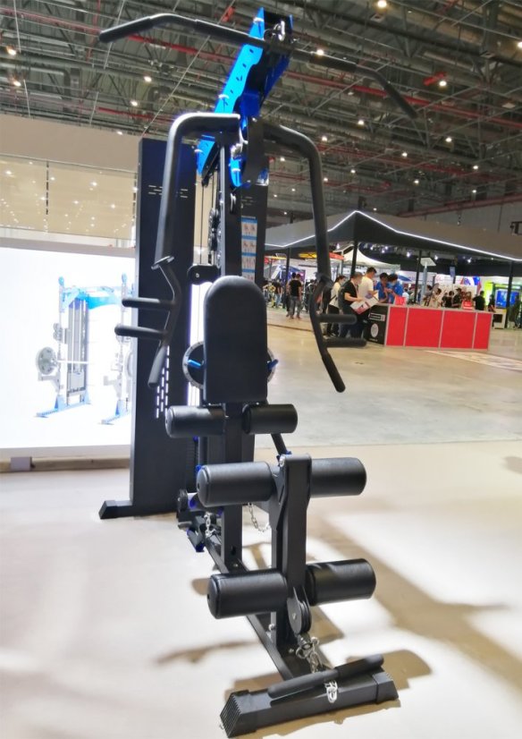 posilovací stroj na doma