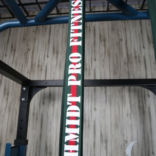 IRONLIFE gymnastické kruhy SCHMIDT Gym Wood Ring - Set (dřevo), červený popruh